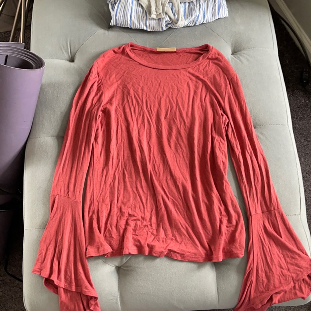Orange flowy sleeve top
